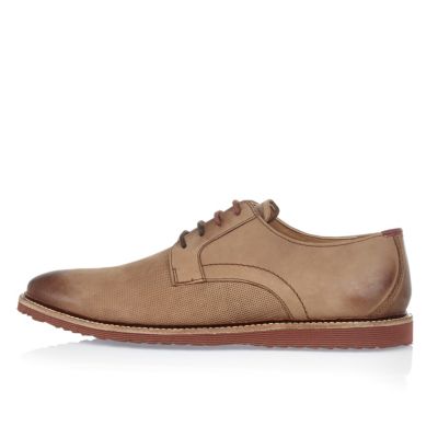 Brown embossed leather shoes